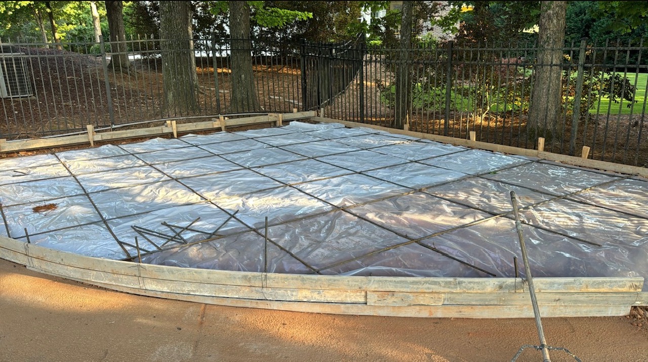 Large curved area framed and lined, ready for pour